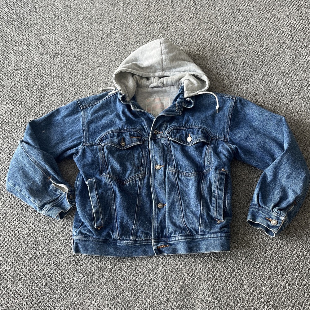 Vintage Today's News Y2K Hooded Denim Jean Jacket. Large. 90's, 80's
